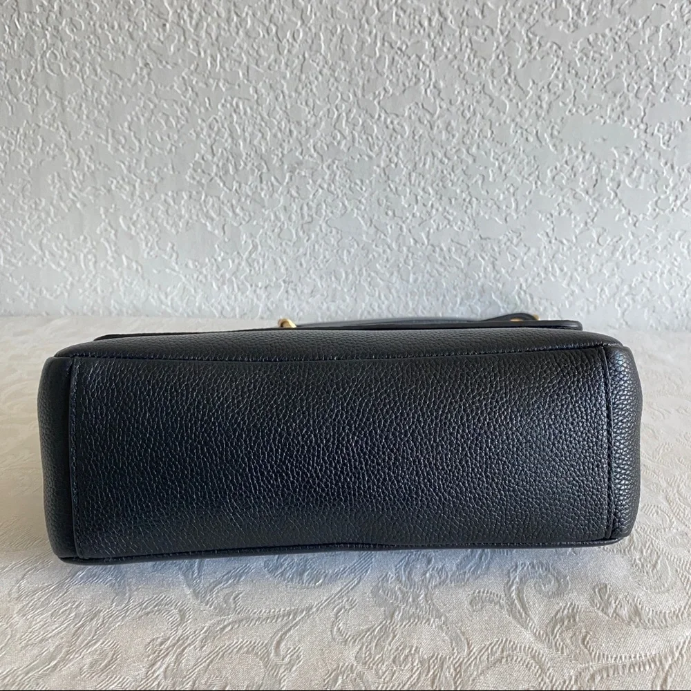 Tory burch black chain strap flap bag